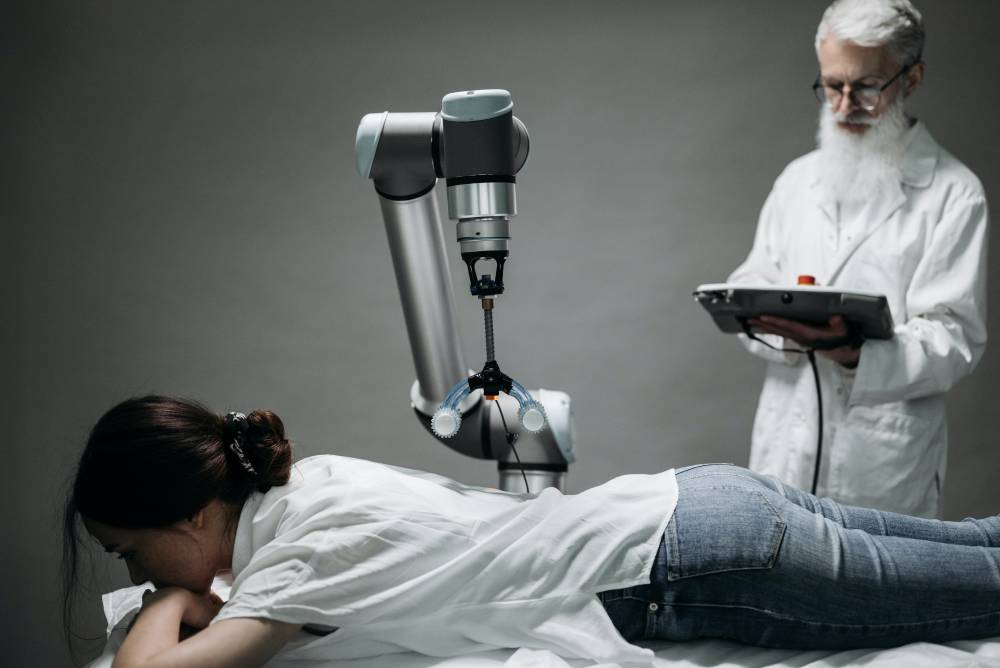 AI in Healthcare: Making Doctors and Robots Best Buddies!